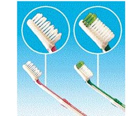 IODOSAN SPAZZOLA ANATOMICA ONDA - Fontenova srl