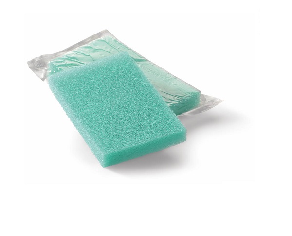 MEDICAZIONE ASSORBENTE IN POLIURETANO ESPANSO LIGASANO STRUTTURA A NIDO D'APE STERILE 15X10X1CM 5 PEZZI - Fontenova srl