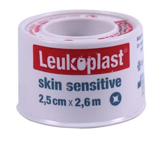 LEUKOPLAST SKIN SENSITIVE CEROTTO SU ROCCHETTO CON MASSA ADESIVA IN SILICONE M2,6 X 2,5CM 1 PEZZO - Fontenova srl
